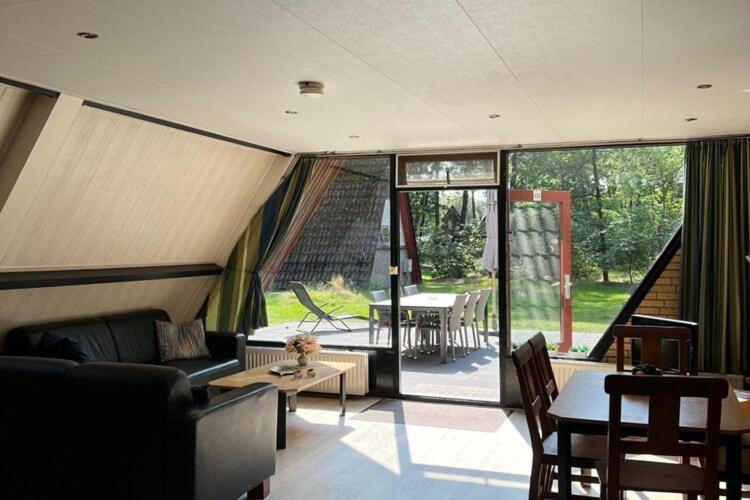 Lovely Holiday Home In Limburg Amid Lush Forest Stramproy Buitenkant foto